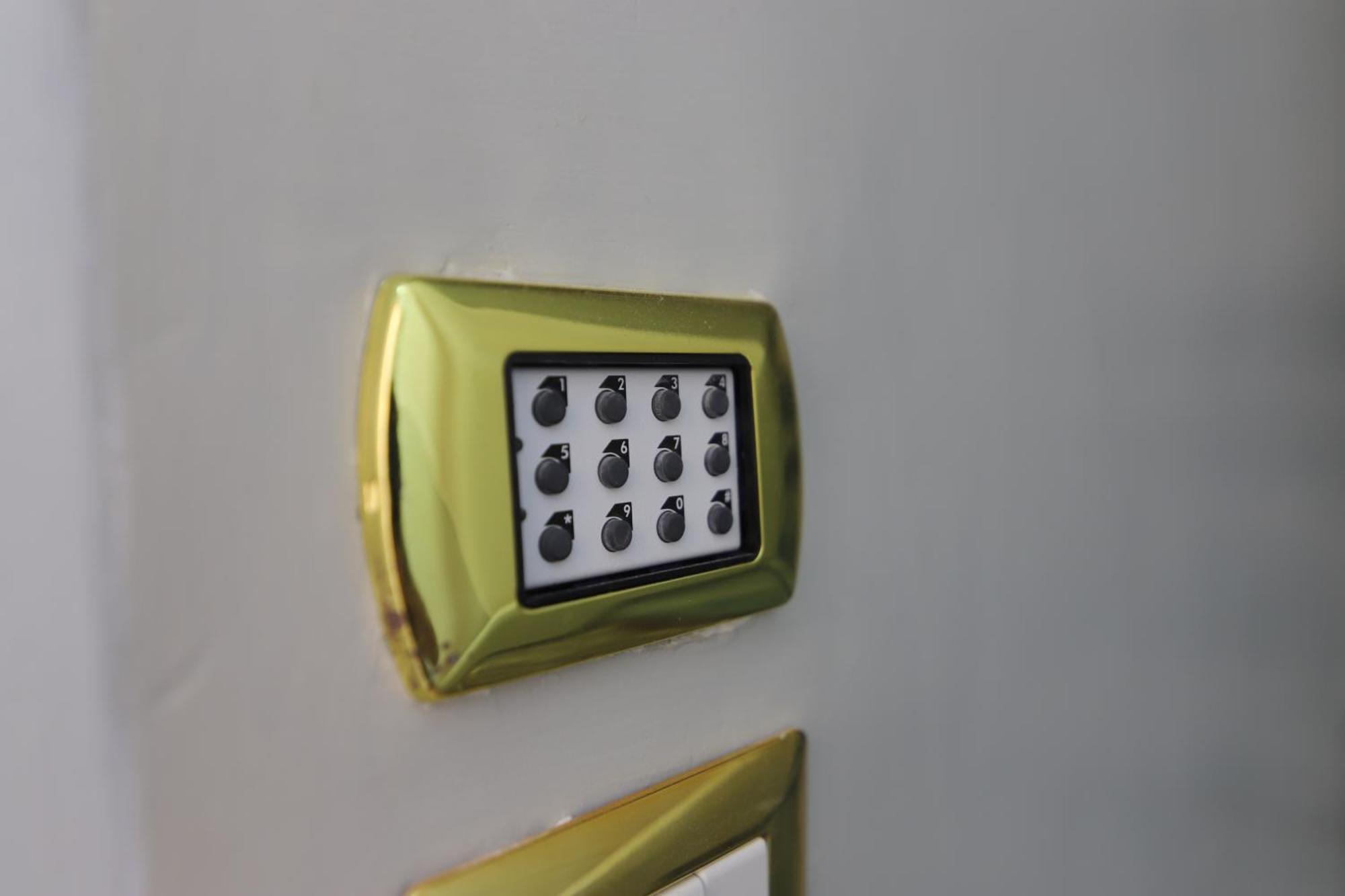 Regina House Apartment Napoli Exterior foto