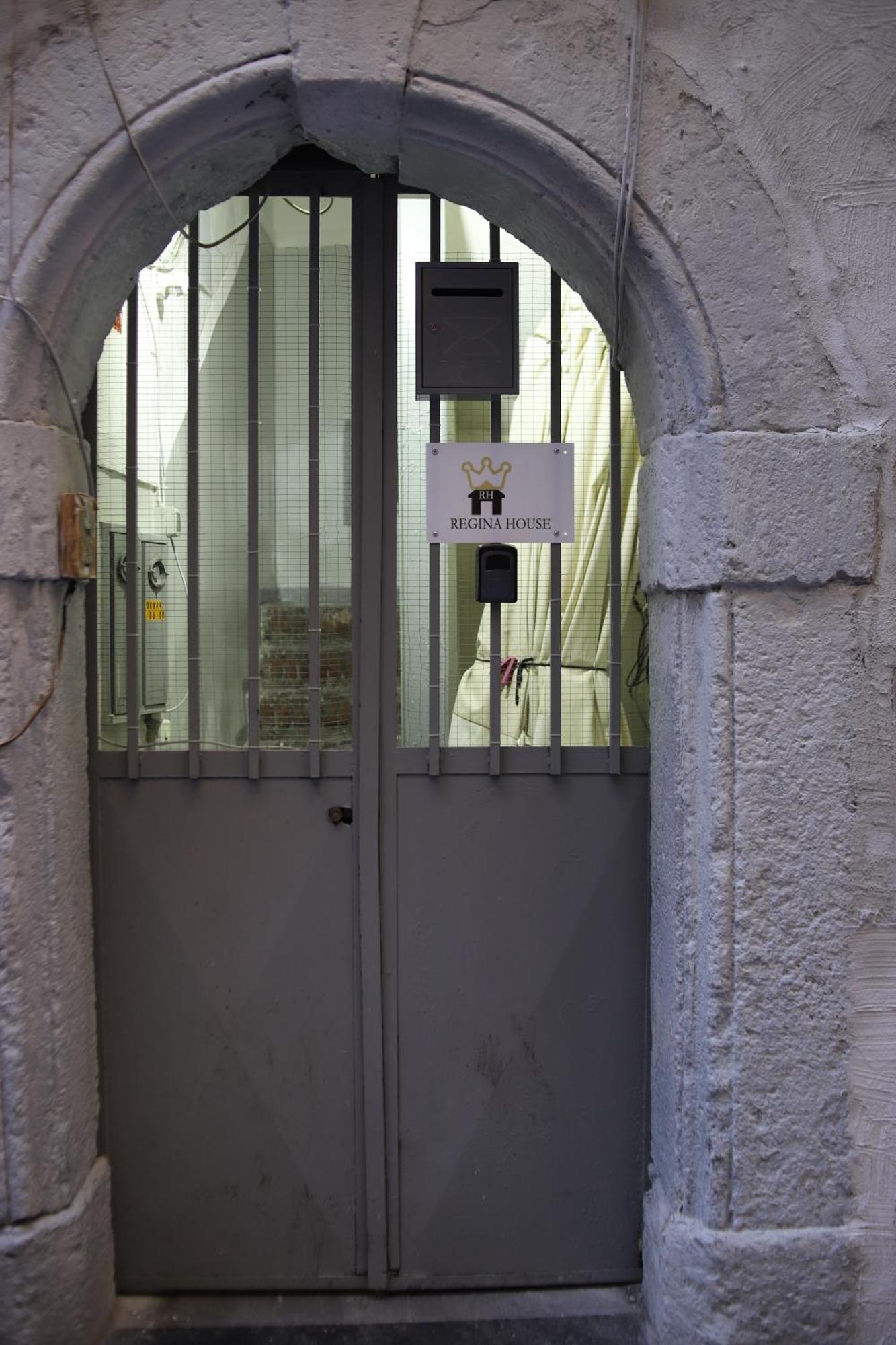 Regina House Apartment Napoli Exterior foto